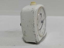 SAAT PETER (MASA SAATİ)