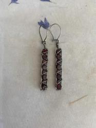 El İşçiliği Gümüş Garnet Taşlı Tel  Küpe