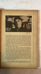 TÜRK DİLİ, AYLIK DİL VE YAZIN DERGİSİ - ARALIK 1974  SAYI: 279  TDK: TÜRK DİL KURUMU ÜZERİNE SORULAR VE YANITLAR - ATTİLA İLHAN: ŞİİR ÜZERİNE SORUSUZ KARŞILIKLAR - ATTİLA İLHAN: GÖZLÜKLÜ HAMDİ'NİN NOTLARI - KEMAL DEMİRAY: BİR YAZIM SORUNU: DE BAĞLACI - ALİM ŞERİF ONARAN: SİNEMADA DİL - SALAH BİRSEL: BOĞAZİÇİ YANDAN YANDAN - FAZIL HÜSNÜ DAĞLARCA: MUMLAR - NECATİ CUMALI: KÖSTEBEK - METİN ELOĞLU: ALACA - ALİ PÜSKÜLLÜOĞLU: SORULAR - HALUK AKER: SEVGİYİ AÇITIR DÜNYA - HALİL UYSAL: BOZYAZI - ÖZEL ARABUL: SU YANGINI - ENVER NACİ GÖKŞEN: ÇIKMA DURUMU (-DEN) VE KAPSAMI - CAHİT ÖZTELLI: KOLAY SANILAN HALK EDEBİYATI - MEHMET SEYDA: ROMANCI GÜNLÜĞÜ - TERİM SÖZLÜKLERİMİZDEN ÖRNEKLER - BURHAN ARPAD: KEMAL AĞABEY ÖLDÜ - SAADET TIMUR ULÇUGÜR: BEKİRLER - MUZAFFER IZCÜ: ÜZERİNİZDE ESKİSİN BAYRAM ALİ BEY - YAMAN ÖRS: TİP DİLİNİ SADELEŞTİRME ÇABALARI - MUZAFFER UYGUNER: TÜRK FELSEFESİNİN BOYUTLARI - EMİN RECEBOĞLU: DÜNYA ŞİİRİ -  60 SAYFA