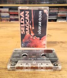 SELDA BAĞCAN UĞURLAR OLSUN KASET farklı kapak