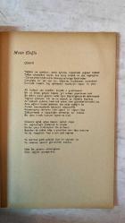 TÜRK DİLİ, AYLIK DİL VE YAZIN DERGİSİ - AĞUSTOS 1970 SAYI: 227 İSMAYIL HAKKI BALTACIOĞLU: DİL NEDİR? - KEVSER ACARLAR: EKİNİN TÜRLÜ KULLANILIŞLARI - FAZIL HÜSNÜ DAĞLARCA: YAŞAMAK - METİN ELOĞLU: ÇİSENTİ - NAHİT ULVİ AKGÜN: EVCİL KUŞ - SELÂHATTİN BATU: BİR SAVAŞ TABLOSU - OĞUZ KÂZIM ATOK: GÜLDÜRÜLER KARŞISINDA - OSMAN TÜRKAY: İSTANBUL ARKEOLOJİ MÜZESİNDEN İZLENİMLER - ABDÜLKADİR BULUT: DÜZLERDE - ERCÜMENT UÇARI: BİR ADAM - ŞAHİNKAYA DİL: UZAY OTU - ERDAL CEYHAN: ANIMSAYIŞ - CENGİZ BEKTAŞ: MİMARLIK KONULARINA GİRMEDEN ÖNCE - ÖZDEMİR NUTKU: TİYATRODA DİL VE TAVIR SORUNU - SEYFETTİN BAŞÇILLAR: SOFTALIKLAR VE ÖTESİ - SIEGFRIED LENZ: BİLİM ÇAĞINDA EDEBİYATIN YERİ - ORHAN ASENA: YURTTAŞ B - TALİP APAYDIN: FAYTON - DEMİR ÖZLÜ: YEREBATAN - EMİN ÖZDEMİR: DİLBİLİM AÇISINDAN - MUSTAFA GÜVELİ: NEDEN AD TAKIMI DEĞİL DE SIFAT TAKIMI - BAHA DURDER: YAYIN DİZİLERİ - SALÂH BİRSEL: BİR POLİTİKACININ PORTRESİ: FOUCHÉ / SOSYALİZMİN BÜYÜK DÖNEMECİ - FERİT DEVELLİOĞLU: TÜRK ANSİKLOPEDİSİ ÜZERİNE  -  60 SAYFA