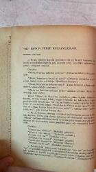 TÜRK DİLİ, AYLIK DİL VE YAZIN DERGİSİ - AĞUSTOS 1970 SAYI: 227 İSMAYIL HAKKI BALTACIOĞLU: DİL NEDİR? - KEVSER ACARLAR: EKİNİN TÜRLÜ KULLANILIŞLARI - FAZIL HÜSNÜ DAĞLARCA: YAŞAMAK - METİN ELOĞLU: ÇİSENTİ - NAHİT ULVİ AKGÜN: EVCİL KUŞ - SELÂHATTİN BATU: BİR SAVAŞ TABLOSU - OĞUZ KÂZIM ATOK: GÜLDÜRÜLER KARŞISINDA - OSMAN TÜRKAY: İSTANBUL ARKEOLOJİ MÜZESİNDEN İZLENİMLER - ABDÜLKADİR BULUT: DÜZLERDE - ERCÜMENT UÇARI: BİR ADAM - ŞAHİNKAYA DİL: UZAY OTU - ERDAL CEYHAN: ANIMSAYIŞ - CENGİZ BEKTAŞ: MİMARLIK KONULARINA GİRMEDEN ÖNCE - ÖZDEMİR NUTKU: TİYATRODA DİL VE TAVIR SORUNU - SEYFETTİN BAŞÇILLAR: SOFTALIKLAR VE ÖTESİ - SIEGFRIED LENZ: BİLİM ÇAĞINDA EDEBİYATIN YERİ - ORHAN ASENA: YURTTAŞ B - TALİP APAYDIN: FAYTON - DEMİR ÖZLÜ: YEREBATAN - EMİN ÖZDEMİR: DİLBİLİM AÇISINDAN - MUSTAFA GÜVELİ: NEDEN AD TAKIMI DEĞİL DE SIFAT TAKIMI - BAHA DURDER: YAYIN DİZİLERİ - SALÂH BİRSEL: BİR POLİTİKACININ PORTRESİ: FOUCHÉ / SOSYALİZMİN BÜYÜK DÖNEMECİ - FERİT DEVELLİOĞLU: TÜRK ANSİKLOPEDİSİ ÜZERİNE  -  60 SAYFA