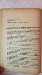 TÜRK DİLİ, AYLIK DİL VE YAZIN DERGİSİ - MAYIS 1971 SAYI: 236  AGÂH SIRRI LEVEND: TÜRKİYE TÜRKÇESİNİN TARİHSEL SÖZLÜĞÜ - ÖMER ASIM AKSOY: TÜRK ATASÖZLERİ VE DEYİMLERİ - FAZIL HÜSNÜ DAĞLARCA: MASAL - CEYHUN ATUF KANSU: KATKI - NECATİ CUMALI: HEYKEL - SALÂH BİRSEL: ROSTOKALYON - ALİ PÜSKÜLLÜOĞLU: ÖLÜ, ORMANDA - CENGİZ BEKTAŞ: MOR - ZEYYAT TEKİN SÖNMEZ: SARIKAMIŞ - TAHSİN SARAÇ: ASENA’NIN OYUNLARINDAKİ EZİLMİŞ İNSANCIKLAR - SELİMOĞLU: YAĞMURDA SAÇAKLAR - FRANK ELGAR: TÜRK RESMİ - MUZAFFER UYGUNER: ÂŞIK VEYSEL’İN TASAVVUFA DÖNÜK ŞİİRLERİ - ENVER NACİ GÖKŞEN: KORKULUK - BATI KAYNAKLI SÖZCÜKLERE KARŞILIKLAR XII - ÜÇ YAZARIMIZ: (ESER BAŞLIĞI BELİRTİLMEMİŞ) - EMİN ÖZDEMİR: DİL VE SÖZ (ÖZ TÜRKÇE) - ÖZDEMİR NUTKU: MUSAHİPZÂDE VE “KAŞIKÇILAR”I - GÜNEY ÇETİN: YENİ YAYINLAR - S. S.: EDEBİYAT VE İDEOLOJİ -  72 SAYFA