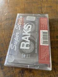 Serdar ortaç loco para amar kaset ambalajında kaset