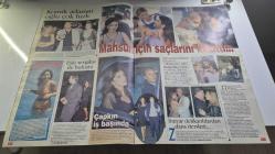 ŞAMDAN DERGİSİ - 28 HAZİRAN 1998 PAZAR - HANDE ATAİZİ - DEMET ŞENER - ERDAL ACAR - MEHMET ALİ ERBİL - DİDEM UZEL - MERVE İLDENİZ - ŞENOL İPEK - İPEK TENOLCAY - YAĞMUR TENOLCAY - ESİN MORALIOĞLU - BEGÜM ÖZBEK - MERT ÇİLLER - MEHMET ERTEN - HAZAL - GÜLİN KİRPİKÇİOĞLU - MAHSUN KIRMIZIGÜL - HAKAN KORKMAZYÜREK - VEDAT YELKENCİ - BİLGE ÇEKİ - ÖZCAN DENİZ - MUSTAFA MAYADAĞ - SELÇUK ÖZER - ÜNAL KÜPELİ - YEŞİM BÜBER - NERMİN FİKRET - REYHAN KARAÇAM - NESLİHAN YAVUZCAN - ÇELİK - CEM CANTAŞ - NACİ BAYBER - YASEMİN ULUKARTAL - ALİ KARACAN - İKİ GÜZEL KAPIŞTI - DEMET’İ SEVİYORUM - ÇAPKINLIK - HAVUZ KEYFİ - ANNE KIZ TATİL - BU BAŞKA BEGÜM - ÇOCUKLAR GİBİ - KOMİK ADAMIN OĞLU - AŞKA DAİR - BULUŞTU - ÇAPKIN İŞ BAŞINDA - SAÇLARINI KAZITTI - DANS DERSLERİ - AŞK ÜÇGENİ - TOPLESS - ÇAPKINLARIN ÇIKARTMASI  -  30 SAYFA