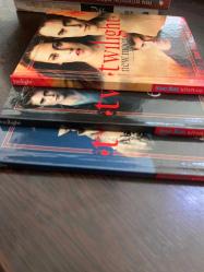 Blue jean kitapları: Twilight alacakaranlık- twilight eclipse- twilight new moon