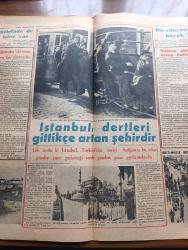 Vatan İstanbul 4 Özel Gazetesi - Turkish Newspaper - 18 Haziran 1952 - fakir Üsküdar'ın saltanatı - Üsküdar iskele meydanı'ndan bir fotoğraf - kumkapı'da dertli bir yerdir fotoğraf - beyazıt'ta parkın duvarı üzerinde dinlenenler fotoğraf - Kartal Pendik Maltepe ve Bostancıların istedikleri - İstanbul sokaklarında yere tüküren mendilsiz bir genç fotoğraf - plaj istemeyen bir kaza Silivri - suyu olmayan kaplıca şehri Yalova - Kadıköy iskele meydanı'ndan bir görünüş - Kuruçeşme ihmale uğrayan bir yerdir - yeni yapılan Levent Mahallesi'ndeki köşkler fotoğraf - Sultanhamamı'nda yalnız kumaş satılmaz fotoğraf - İstanbul çeşme ve sebilleri yazan Reşat Beyatlı - Gecekondu davası mühim bir davadır - Mecidiyeköy'de yapılmış olan gecekondular fotoğraf - nüfusu gündüz artan Eminönü - İstiklal caddesi'nden bir görünüş - İstanbul'un derdi bol olan semtleri - Şile turist şehri olmak için çabalıyor - Çatalca'nın iktisadi vaziyeti bozuluyor - kazlıçeşme'deki villaya benzeyen gecekondular fotoğraf