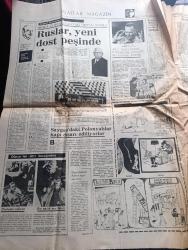Dünya Gazetesi - Turkish Newspaper - 14 Mayıs 1972 - Suat Hayri Ürgüplü hükümeti açıkladı - kabine 9 Adalet Partili 5 CHP'li 2 MGP'li 3 DP'li 5 bağımsız üyeden Kurulu - İskender Cenap Ege Gençlik ve Spor Bakanı oldu - sınıfta kalma usulünün kaldırılması düşünülüyor - başbakan adayı Suat Hayri Ürgüplü Süleyman Demirel ile yaptığı görüşmeden sonra görülüyor fotoğraf - sabıkalılar toplatıldı - Ordu ne istiyor yazan M. Emin Aytekin - 47 il başkanının genel başkan adayı Bülent Ecevit - uzay otobüsleri için NASA'ya teklif yapıldı - kadınlarda FBI ajansı olabilecek - İstanbul Ankara radyo programı - sinema üzerine bir araştırma komedinin altın çağı yazan James Agee - Saygon'daki polonyalılar kapı dışarı ediliyor - Fenerbahçe'de futbol oynamam diyen Ostojic ani olarak belgrad'a gitti - Amigo Orhan Beşiktaş için canımı veririm fotoğraf - Eşref Aydın Fenerbahçe'de Genel sekreterlik görevinden istifa etti fotoğraf - Galatasaray Şeref turuna hazırlanıyor -Giresunspor Vefa önünde galibiyeti kaçırdı