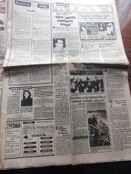 Güneş Gazetesi - Turkish Newspaper - 21 Mart 1983 - mehmetçiğe yeni silahlar gerekli - Alman Çalışma Bakanı kesin dönüş projesi getiriyor - 100 bin Türk işçisi geriye dönüş hazırlığına girdi - imar affı yürürlükte - Dilsizler okulunda tanışıp Hilton'da nişan yapan Elif Akalın ve Şener Tavaşoğlu fotoğraf - bizim Almanya yazan Orhan Şahin - kişilik yazan Çetin Altan - Karaoğlan yazan ve çizen Suat Yalaz - gölgeler yazan Refik Erduran - Yunanistan'da siyasal gerilim arttı - Lockheed davasına bugün devam edilecek - İsrail devlet başkanı İzak Navon İsrail içsavaş'ın eşiğinde dedi - Kocaeli 1 Fenerbahçe 1 - yine Yaşar ve Önder'in golü yazan Turgay Şeren - İTÜ'yü 99 92 yenen Fenerbahçe 2.liği kurtardı - Beşiktaş Adana'dan hasarla dönüyor fotoğraf - Vehbi Emre güreş turnuvasında sürpriz - Reşit Karabacak Mehmet Türkkaya'ya 4 dakikada tuşla yenildi fotoğraf - altın kemer boks turnuvası bugün bükreş'te başlıyor - Tottenham'ın yeni transferi Brazil başarılı fotoğraf - Anadolu liseleri deneme