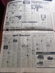 Güneş Gazetesi - Turkish Newspaper - 19 Eylül 1982 - Cumhurbaşkanı seçimi ve referandum yazan Güneri Cıvaoğlu Başmakale - NBC iddiası Mehmet Ali Ağca'nın arkasında KGB var - İstanbul'u ilkel insanlar bastı Yor'un öyküsü adlı filmin sanatçıları Fotoğrafı - Kenan Evren kasımda anayasa oylaması ile birlikte Cumhurbaşkanı seçilecek - Bedri Koraman danışma meclisinde karikatür - Kenan Evren Afgan göçmen köyünü gezdi - Kıbrıs'taki Melkonyan şatosu  Ermeni terör üssü mü gerçek bir kolej mi - Altın portakal için 8 film yarışacak Çiçek Abbas'ta bu filmler arasında - Prenses Grace'in cenaze töreninde Prens Rainier gözyaşlarını tutamadı fotoğraf - Paris'te Atatürk Kültür merkezi açıldı - her ders kitabında Atatürk'ün gençliğe hitabesi yer alacak - ilericilik gericilik tekelleri de aşılmaktadır yazan Çetin Altan - Vatikan Babaları - at yarışları - televizyonda bugün - Galatasaray Sarıyeri 2-1 mağlup etti - Tanrı Maradona'yı korusun - hayırlı olsun Fenerbahçe stadı bugün açılıyor fotoğraf