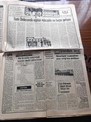 Son Havadis Gazetesi - Turkish Newspaper - 16 Mayıs 1981 - Mehmet Ali Ağca'yı sorguya çeken İtalyan savcılarından biri açıkladı olay uluslararası komplonun bölümüdür - Papa Mehmet Ali Ağca'yı affetti fotoğraf - Papa Atatürk'ün portresi altında fotoğraf - MSP davasında TRT muhabiri Kemal Güngördü Konya mitinginde atılan sloganları anlattı - Alman TV'si Kenan Evren batılı ülkeleri suçladı dedi - Celal Bayar 99 yaşında Fotoğrafı - Kenan Evren bugün Atatürk ormanını açıyor - Ermeni meselesi yazan Yılmaz Öztuna - alparslan'dan Kazım Karabekir paşa'ya ve günümüze kadar tarihi belgelerle Ermeni meselesi yazan Levon P. Dabağyan Yazı Dizisi - ustura Kemal yazan ve çizen Haldun Sevel - Kanlıca Rasim Paşa Yalısı 1982'de restore ediliyor - 1981 yılı Sezen Aksu'ya uğur getirmedi fotoğraf - İstanbul Devlet Opera ve balesinin Ankara turnesi - Trabzonspor şampiyon turu atmaya hazırlanıyor - ligin dibindeki 9 takımdan 7'si bu hafta ölüm çukuruna düşmeme savaşı verecek - at yarışları günün programı -
