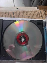 GT Interactive tarafından yayınlanan Blood adlı klasik birinci şahıs nişancı (FPS) oyunu 1997  koleksiyonluk