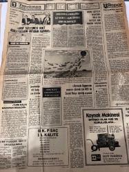 TERCÜMAN GAZETESİ - DOĞUM GÜNÜ HEDİYESİ (TURKISH NEWSPAPPER)  - 27 NİSAN 1977 - SADECE DÖRT SAYFADIR -Bülent Ecevit-Necmettin Erbakan-Ahmet Kabaklı-Rauf Tamer-Nazlı Ilıcak-Sadettin Çulcu-Şükrü Er-Osman Kibar-Kadriye Taner-Sebahattin Çebi-Seyit Özgören-İŞÇİ EMEKLİLERİNDE TAVAN ÜCRET 5570 LİRA OLUYOR-AYSOY MARDİN DEN BAĞIMSIZ ADAY OLACAĞIM-FİRARİ AV DEVAM EDİYOR-BİR İTALYAN TURİST HİLTON DA 2 MİLYON LİRALIK SAHTE DÖVİZLE YAKALANDI-ÇAĞLAYANGİL YARIN BİTOS İLE GÖRÜŞECEK-TÜRKİYE GERÇEĞİ VE ULUSLARARASI TEDHİŞ ÖRGÜTLERİNİN İŞBİRLİĞİ-GELECEĞİN KADROSU-GRUP SÖZLEŞMESİ ÜCRET ADALETSİZLİĞİNİ ORTADAN KALDIRIR-ORTA DERECELİ OKULLARDA 6 3 YA DA 7 2 ALAN ÖĞRENCİ SINIF GEÇEMEYECEK-BERMUDA ÜÇGENİNİN ESRARINI ÇÖZMEK İÇİN ABD İLE SOVYET RUSYA İŞBİRLİĞİ YAPACAK-TÜRK HALKI MACERACI DEĞİLDİR-16 YIL SONRA SALİM BAŞOLU YARGILIYORUZ-BAŞOL KENDİSİNİ KADI KARAKUŞ GİBİ GÖRMEKTEDİR-ÖN SEÇİM SON SEÇİM-OKUYUCULARIMIN KALEMİNDEN