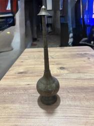 Antika El  İşlemeli Pirinç Büyük Boy Gülabdan (Kolonyalık) Boy 30 cm