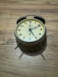 Antika  Koleksiyonluk Mekanik Kurmalı Çift Çanlı Masa Saati çalışır durumda