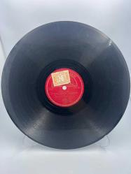 DİYARBAKIRLI CELAL GÜZELSES / O YARİMİN DAMINDAN HOPLAYAMADIM - FİNCANIN ETRAFI YEŞİL