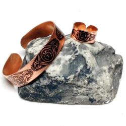 Bakır el işçilikli lüks bileklik ve yüzük, bay ve bayan