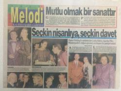Milliyet Gazetesi Melodi Eki 13 Kasım 1990 - Leyla Alaton Nişanlısı Niko Maksimiyadis Doğum Günü Partisi GZ32811