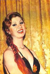 Ülkü Özen Kartpostal (Küçük Boy) KRT23718