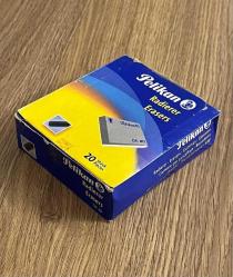 Pelikan Plastik Siyah Silgi Dolu Kutu AOB4756