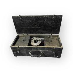 Antika 1940s Ahşap Kutusunda Pafta Takımı AOB6094