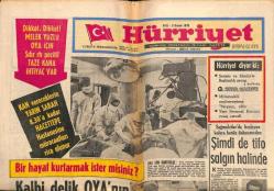 Hürriyet Gazetesi 3 Kasım 1970 - Merkez Bankasının Eski Kambiyo Şefi Emekli Maaşı İle Geçinemeyince Aile Orkestrası Kurdu GZ72066