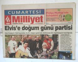 Milliyet Cumartesi Gazetesi 14 Aralık 2002 - Elvise Doğum Günü Partisi GZ7816