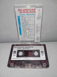 Kaset Burhan Çaçan Ayaz geceler albümü. Orijinal 1988 dönem Kağıt Baskı. tertemiz sorunsuz çalışıyor koleksiyonluk