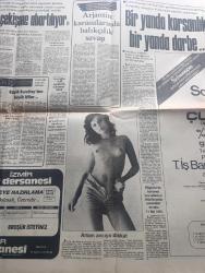 Yeni Asır Gazetesi - Turkish Newspaper - 3 Ekim 1977 - İhsan Sabri Çağlayangil ve Bitsios Kıbrıs ile ilgili görüşmelere devam kararı aldılar - İzmir'de büyük su projesi için kazılan çukur mikrop saçıyor - İnciraltı yolu üzerinde oluşan çöp dağları Fotoğrafı - CHP Genel sekreteri Orhan Eyüboğlu CHP'li belediye başkanı adaylarını örgüt seçecektir dedi - Profesör Ekrem Şerif Egeli Hac ve Kolera ile siyasi istismar yapılmamalı dedi - İzmir gazeteciler cemiyeti başkanı Sabri Süphandağlı bugün toprağa veriliyor fotoğraf - ilk Türk uçağı 29 Ekim 1979'da teslim edilecek - hastalık İzmir'i tehdit ediyor - Batı trakya'da Türklerin sürüldüğü bölgeye 25 bin Rum aile yerleştirildi - Adalet Partililerle CHP'liler arasında olaysız gün yok - İstanbul'da MHP binaları silahlı ve bombalı saldırıya uğradı - nizama aykırı inşaat yapan firma Demirel ve Ecevit'e şikayet edildi - Sylvie üstsüz verdiği poz - Sevgi Akın Pariziyen Gazinosunda - Nursal Ünsal Canevi Gar Gazinosunda - İzmir'de nöbetçi eczaneler