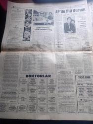 Yeni Asır Gazetesi - Turkish Newspaper - 3 Kasım 1977 - Kemal Serdaroğlu'nun koltuğuna Ali Kinsizer oturdu - Ticaret polisi kuruluyor - İzmir çevre yoluna belediye taş koydu fotoğraf - Renault ve Murat'lara 25 ile 40 bin lira zam geliyor - Fethiye'de ön seçime katılacak 4 AP aday adayı da güçlü - hükümet ODTÜ'nün açılması ile ilgili kararı kasıtlı buldu - TPAO Diyarbakır'da açılan 6 kuyudan günde 650 varil petrol elde ediyor - Seksi Theresa Wynn fotoğraf - CGP Genel Başkanı Turhan Feyzioğlu meclis başkanı konusunda uzlaşmak şarttır - seçim yasakları başlıyor - Vahdet Vural Sevda Somer Sema Koçak Mehtap Ar Çamlık Gazinosunda - Belkıs Özener Ahu Tuğba Güzelyalı Canlı Balıkta - İzmir'deki doktorlar - Karşıyaka lig maçları için alsancak'ı istiyor - manisaspor'da Erol kaynak istifa etti - Metin Türel milli takıma 2 yeni oyuncu alacak - milli solaçık Mustafa Denizli'nin antrenmana çıkması teselli oldu fotoğraf - bu Süleyman Demirel sporcu Süleyman Demirel fotoğraf - Fenerbahçe İstanbulspor