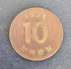 GÜNEY KORE  10 WON 1988