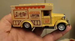 KOLEKSİYONDAN ÇIKMA MODEL ARABA.