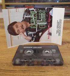 EKREM ÇELEBİ KÜSTÜRDÜN GÖNLÜMÜ KASET