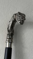 ABANOZ MASİF AĞAÇ KROM FİGÜRLÜ BASTON