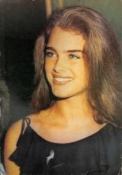 Brooke Shields Büyük Boy Kartpostal KRT18864