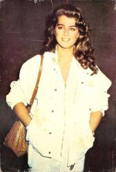 Brooke Shields Büyük Boy Kartpostal KRT18865