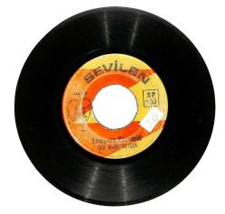 Şen Bahriyeliler - Zampara Kayserili Şaşkın Bahriyeli Plak (106) PLK20172