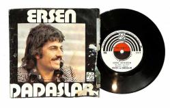 Ersen ve Dadaşlar (1974) – Döne Sevdiğim Derman Bulunmaz PLAK (108) PLK22565