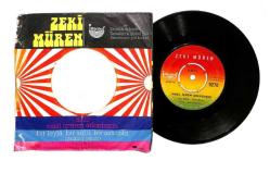Zeki Müren - Nasıl İçmem Arkadaşım / Bir Leyla, Bir Şirin, Bir Aslı Gibi Yalancı Yarim PLAK (10/8) PLK22577