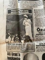 Hürriyet Gazetesi 29 Mayıs 1988 - Fenerbahçe Turu Gazinoda Kutladı, Bülent Ersoy - Naim'e Seul Yolu Açıldı - Oyuncuları Bir Bir Ölüyor: Lanetli Film GZ143321