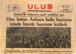 Ulus Gazetesi 28 Aralık 1937 - Atatürk'ün Ankara'ya Şeref Verdikleri Gün - Ulus Meydanında Toplanan Muazzam Kalabalık GZ146576