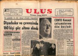 Ulus Gazetesi 1 Mayıs 1971 - Jane Morgan, New York Sosyetesinde En Çok Bahsedilen Sanatçı Konumunda GZ150777