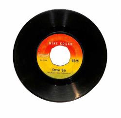 Mine Koşan - Dert Bende / Sevde Gör PLAK (10/7.5) PLK24533