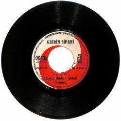 Nesrin Sipahi - Yemin Ettim Bir Kere Dönmem /Hayat Budur Giden Gelmez PLAK (10/6.5) PLK24740