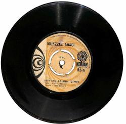 Muazzez Abacı ‎- Bir Sen Kaldın İçimde / Gündüzüm Seninle Gecem Seninle Plak (10/6.5) PLK25241