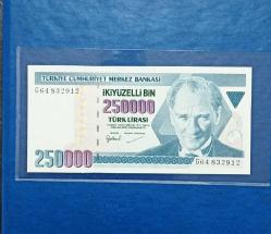 7.Emisyon 250.000 Lira ( 250 Bin Lira ) Seri: G64 832912 ÇİL