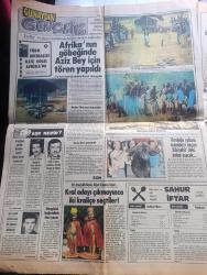 Günaydın Gazetesi - Turkish Newspaper - 3 Eylül 1977 - Alparslan Türkeş İstanbul'da açıkladı zam paketinde fiyat artışını önleyecek tedbirler de var - Alparslan Türkeş'in İstanbul'da verdiği iftara MHP'li aktör Tamer Yiğit de katıldı Fotoğrafı - satışları yasaklanan ilaçlar toplanıyor - hükümet pamuk üreticisini eziyor - Üsküdar'a bağlı Ümraniye semtinde öğrencilerin kışkırttığı gecekondu halkı polisle çatıştı 5 kişi öldü fotoğraf - Gümrük Bakanı Gün Sazak sabaha karşı Yeşilköy'e baskın yaptı Fotoğrafı - Büyükada'daki Anadolu kulübüne anarsistler adam sokmuş - CHP milletvekili Sabri Özdal  meclisin toplanamamasına kızıp kalp krizi geçirdi - Fatih'in Fedaisi Kara Murat yazan Rahmi Muratoğlu Çizen Abdullah Turhan - Kafkas Kartalı Şeyh Şamil yazan Oğuz Öndeş Çizen Cemal Dündar - Türk Avcıbaşısı Aziz Bolel Afirkada Yazı Dizisi - sinemayı bırakıp ses sanatçısı olan Selma Güneri İspanyolca bir şarkı söyleyecek Fotoğrafı - Cemile Kutgün'ün sunduğu müzik ve eğlence programı - Rita Hayworth