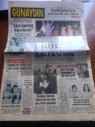Günaydın Gazetesi - Turkish Newspaper - 15 Haziran 1981 - Mehmet Ali Ağca hapisten kaçırılacak iddiası - Almanya'nın nüfusunu biz arttırıyoruz - İsviçreli profesör Goetschin'e göre Türkler 25 yıl içinde Avrupa'nın yönetiminde söz sahibi olacak - İran içsavaşın eşiğinde - Türkiye'de kahvehane sayısı 80 bini geçti - Namık Yaşar 6 ay önce boşandığı karısıyla zina halinde yakalanınca hapsi boyladı fotoğraf - Dallas'daki Sue Ellen'in ilginç dağ evi fotoğraf - Fatih'in Fedaisi Kara Murat yazan Rahmi Muratoğlu Çizen Abdullah Turhan - BMC 1340 - olaylı Kırkpınar sona erdi - Kral Kupası İstanbul'da son gecesini Kral dairesinde geçirdi Fotoğrafı - Sakaryaspor'u Gürcan Berk çalıştıracak - Ceyar'ın şeytan ruhlu baldızı kuzu gibi oldu fotoğraf - kökler dizisi saat 21.40'da - terörist kız Patricia Hearst anne oldu - Amerika'da sigaradan geçen yıl 400 bin kişi can verdi - bugünkü tv programı - sahte Suudi Arabistan vizesi yapan İbrahim Seçen 3 yıla mahkum oldu fotoğraf