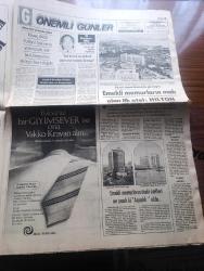Günaydın Gazetesi - Turkish Newspaper - 15 Haziran 1981 - Mehmet Ali Ağca hapisten kaçırılacak iddiası - Almanya'nın nüfusunu biz arttırıyoruz - İsviçreli profesör Goetschin'e göre Türkler 25 yıl içinde Avrupa'nın yönetiminde söz sahibi olacak - İran içsavaşın eşiğinde - Türkiye'de kahvehane sayısı 80 bini geçti - Namık Yaşar 6 ay önce boşandığı karısıyla zina halinde yakalanınca hapsi boyladı fotoğraf - Dallas'daki Sue Ellen'in ilginç dağ evi fotoğraf - Fatih'in Fedaisi Kara Murat yazan Rahmi Muratoğlu Çizen Abdullah Turhan - BMC 1340 - olaylı Kırkpınar sona erdi - Kral Kupası İstanbul'da son gecesini Kral dairesinde geçirdi Fotoğrafı - Sakaryaspor'u Gürcan Berk çalıştıracak - Ceyar'ın şeytan ruhlu baldızı kuzu gibi oldu fotoğraf - kökler dizisi saat 21.40'da - terörist kız Patricia Hearst anne oldu - Amerika'da sigaradan geçen yıl 400 bin kişi can verdi - bugünkü tv programı - sahte Suudi Arabistan vizesi yapan İbrahim Seçen 3 yıla mahkum oldu fotoğraf