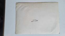 YEŞİLÇAM'IN YILDIZI HÜLYA KOÇYİĞİT'İN ORİJİNAL FOTOĞRAFI  - 19,5 x 14 cm EBADINDA - HÜLYA KOÇYİĞİT, SAÇLARINA MODEL VERDİRİRKEN ÇEKİLMİŞ BİR KARE. 1960'LAR (FOTOĞRAF; BERKE ARMAY)